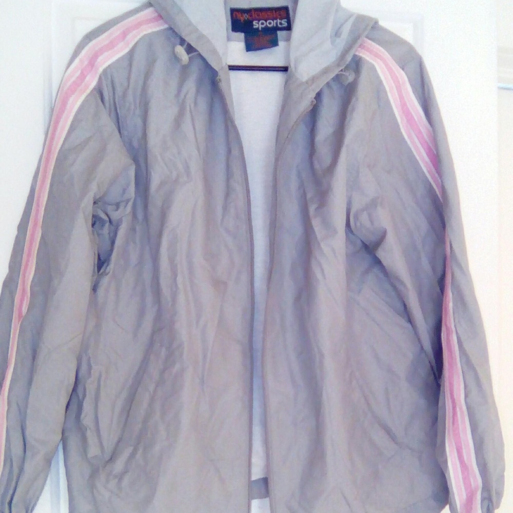 Women's Windbreaker